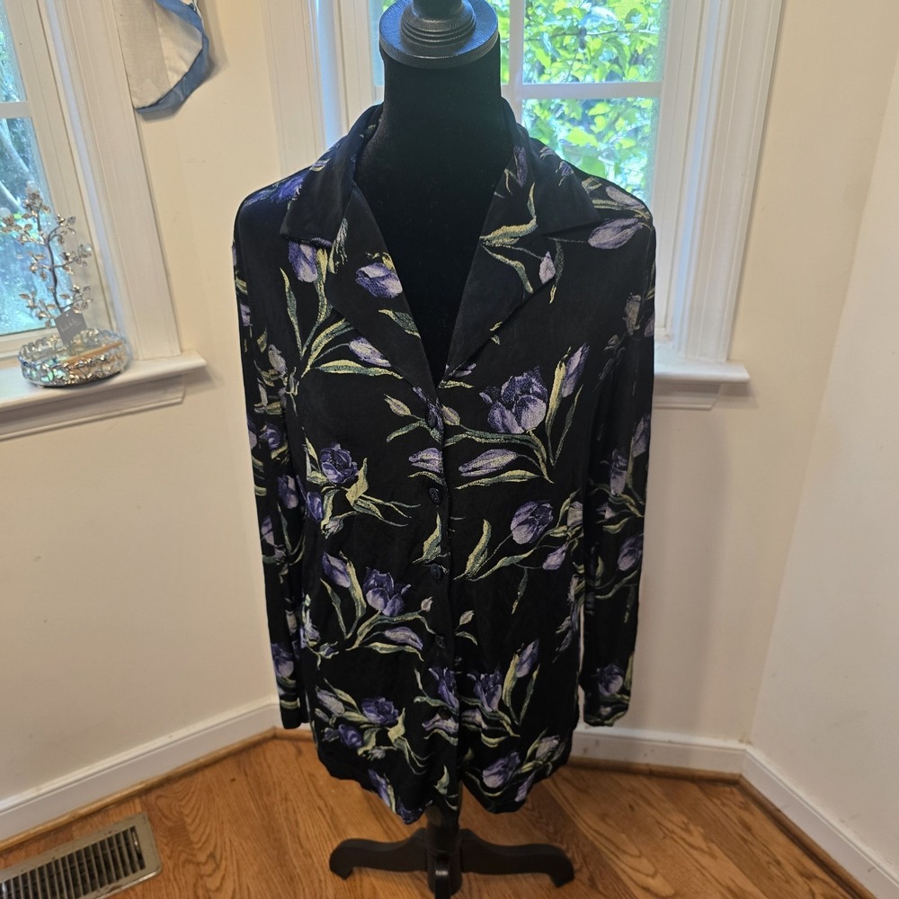 Floral Button Down Shirt Long Sleeve Collared Top Purple Flowers Womens Medium